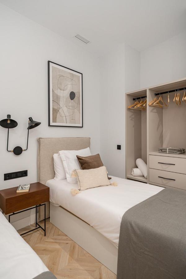 Malasana VII Calle San Mateo 3Br 3Bh มาดริด ภายนอก รูปภาพ